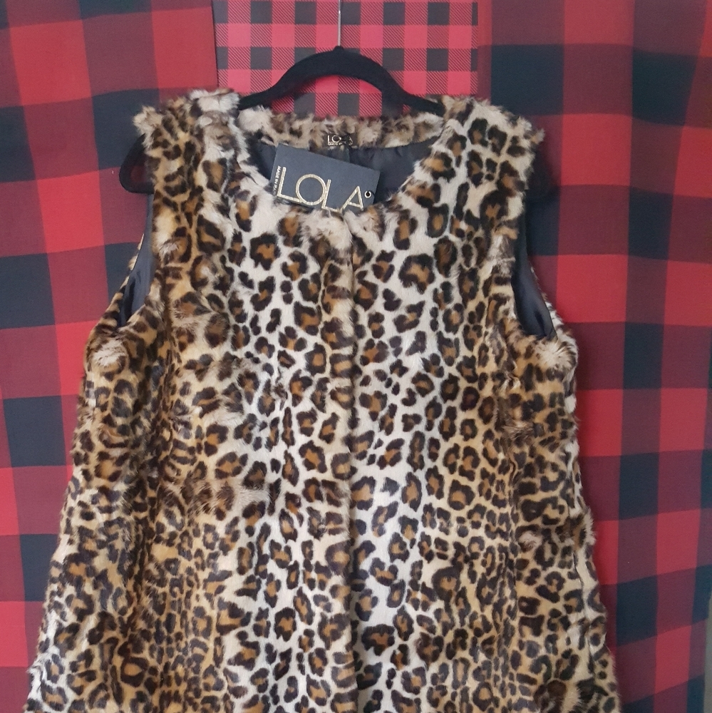 LOLA Made in Italy Faux Fur Vest L